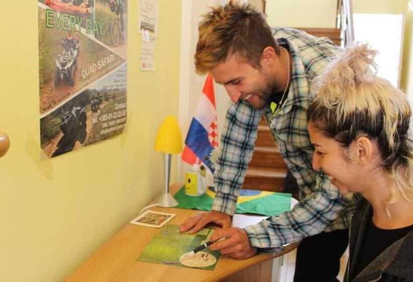 Dragan’s Den Plitvice Hostel