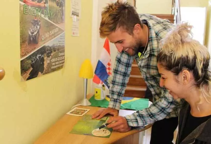 Dragan’s Den Plitvice Hostel