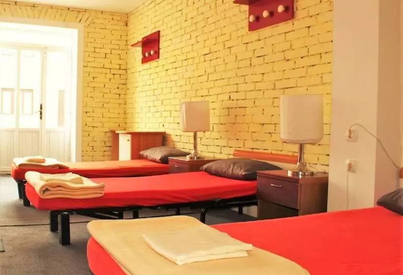 Dragan’s Den Plitvice Hostel