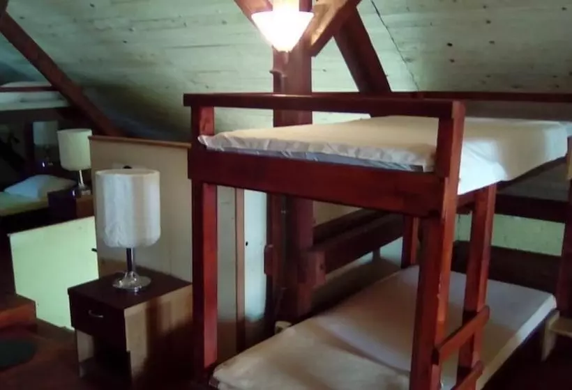 Dragan’s Den Plitvice Hostel