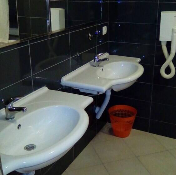 Dragan’s Den Plitvice Hostel