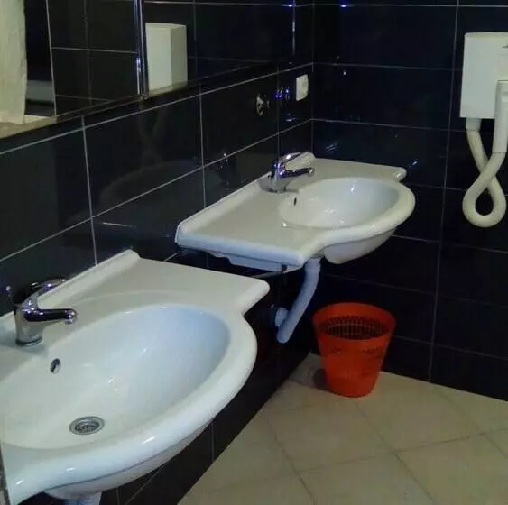 Dragan’s Den Plitvice Hostel