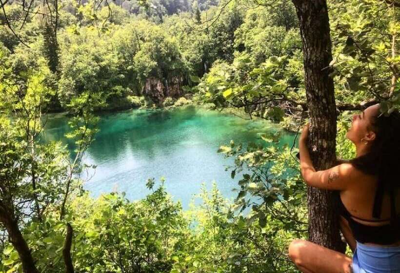 Dragan’s Den Plitvice Hostel