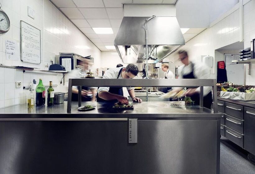 Hotel En Restaurant Kasteel Elsloo