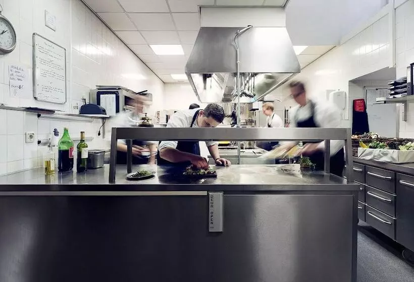 Hotel En Restaurant Kasteel Elsloo