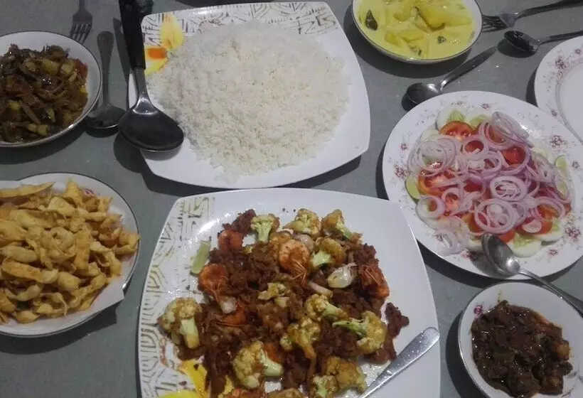 ペンション Mango Roots