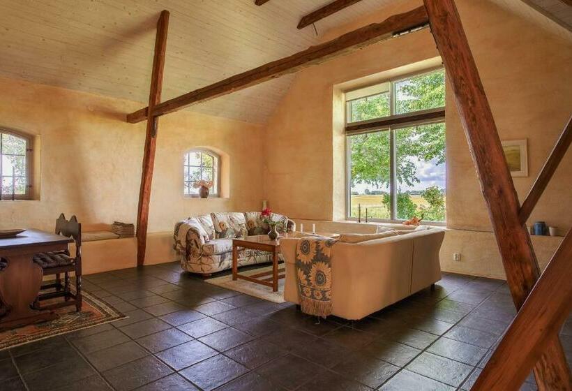 הוסטל Gyllengården