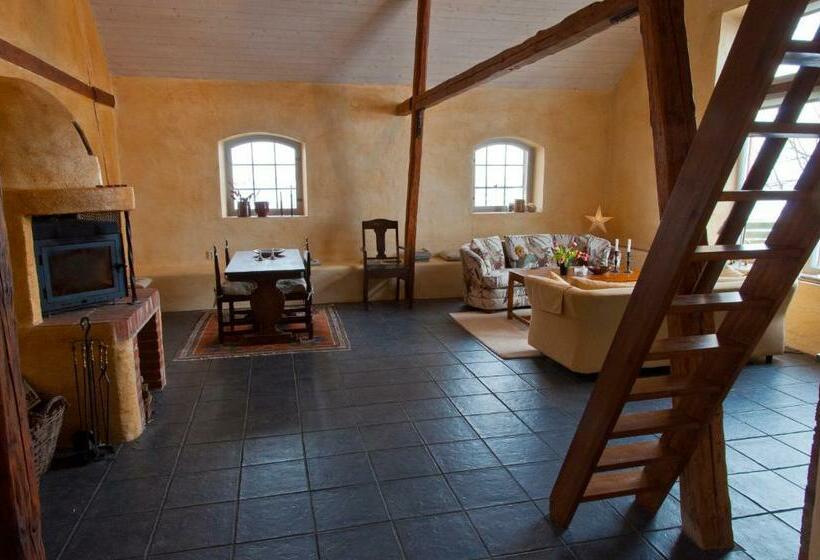 הוסטל Gyllengården