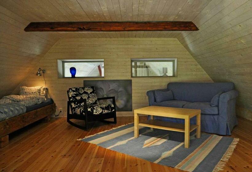 הוסטל Gyllengården