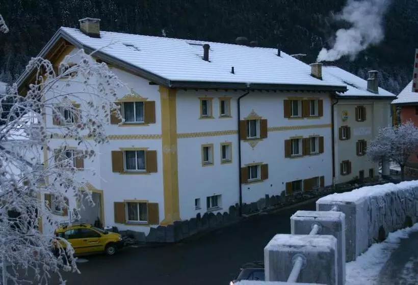 Retkeilymaja Landgasthaus Post