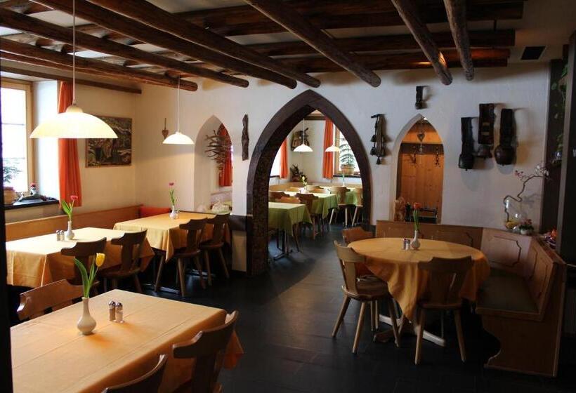 הוסטל Landhuus Frauenkirch