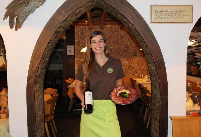 הוסטל Landhuus Frauenkirch