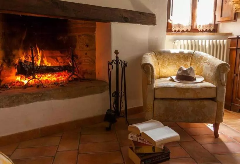 ホテル Agriturismo Tre Querce