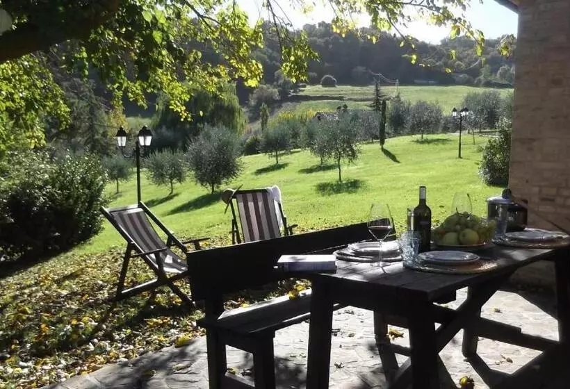 ホテル Agriturismo Tre Querce