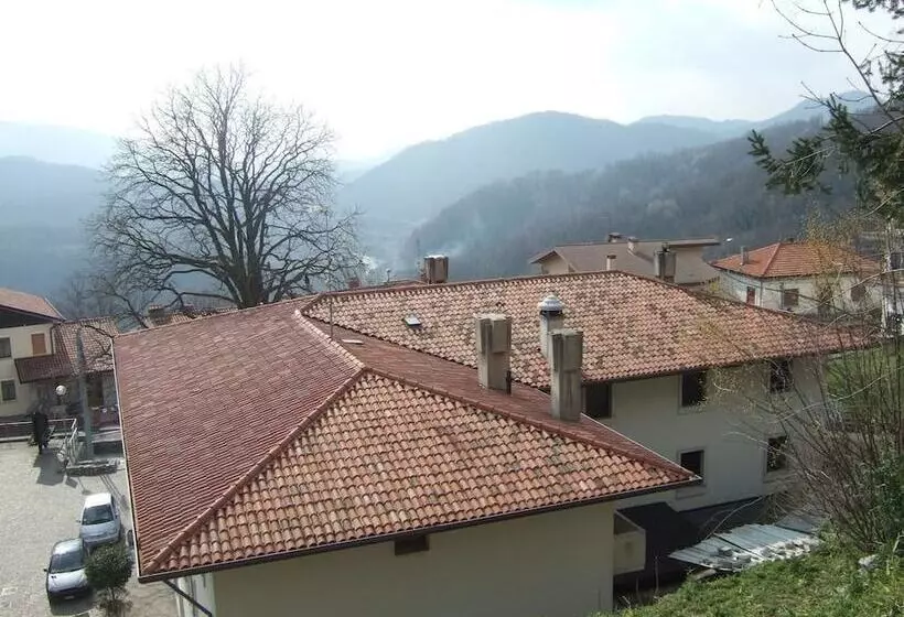 Hotelli Albergo Alla Posta