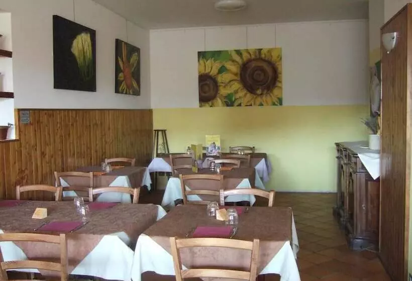 Hotelli Albergo Alla Posta