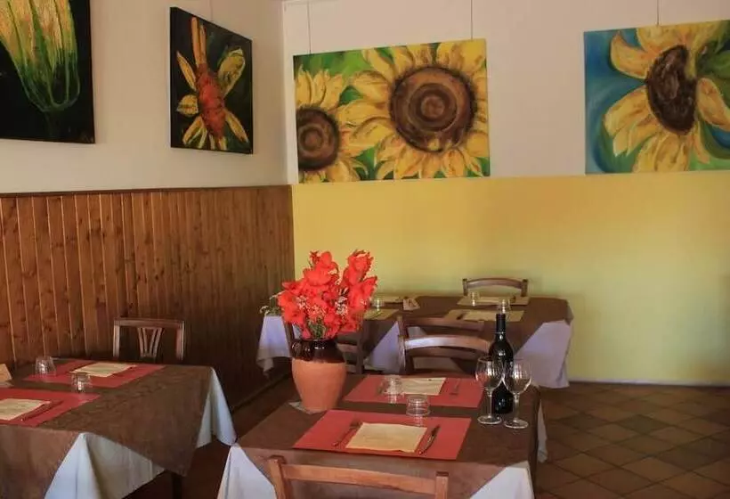 Hotelli Albergo Alla Posta