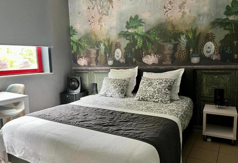 فندق Haras Des Chartreux