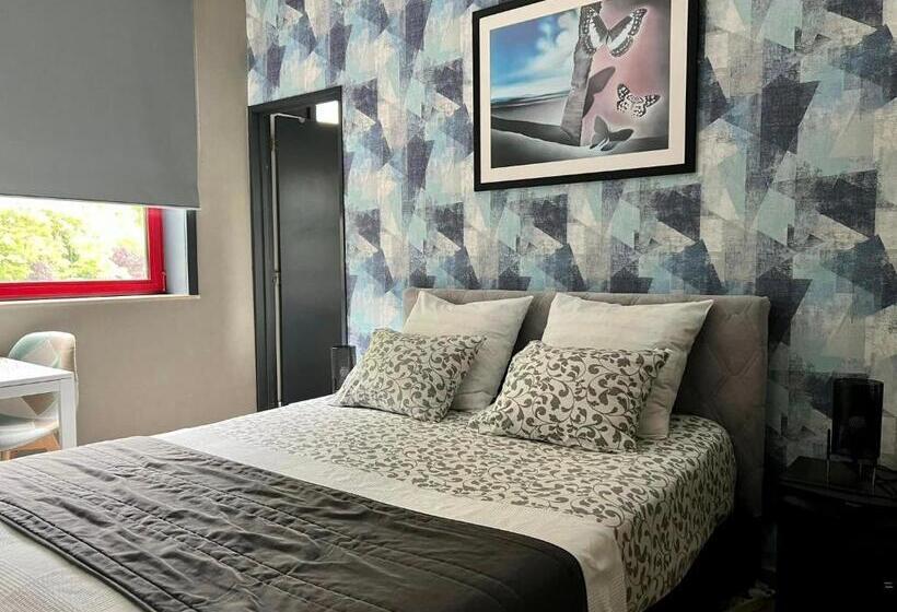 فندق Haras Des Chartreux