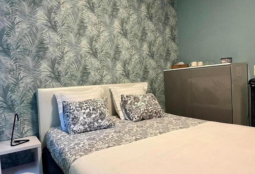 فندق Haras Des Chartreux