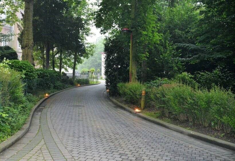 فندق Haras Des Chartreux