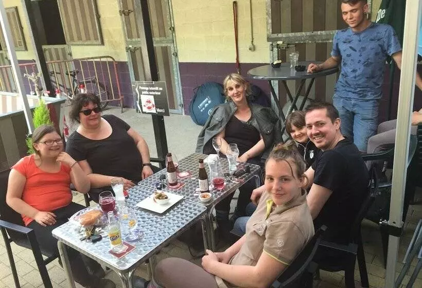 Hotelli Haras Des Chartreux