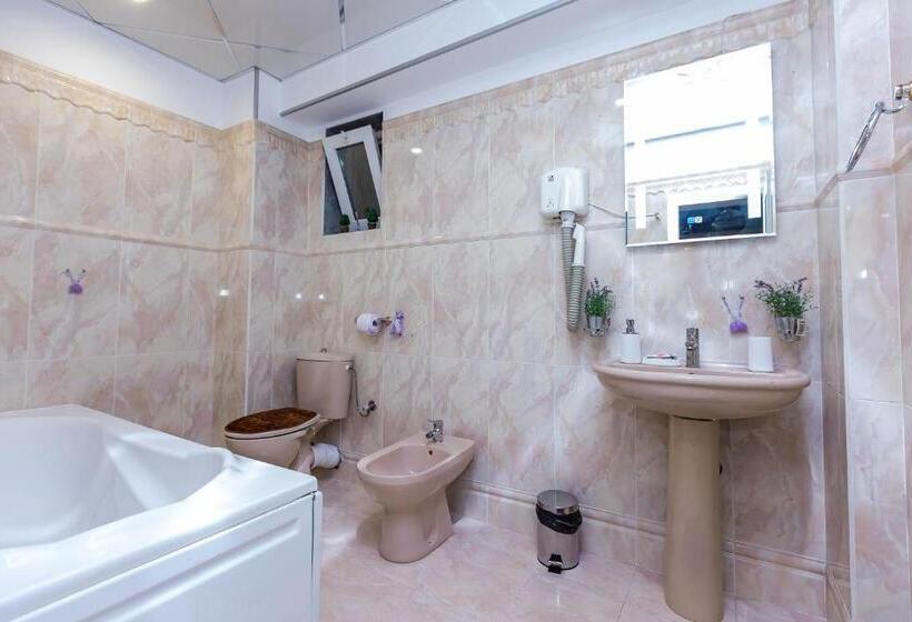 호텔 Komitite Complex