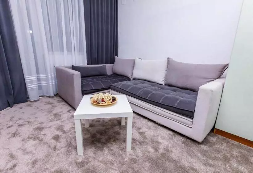 Hotelli Komitite Complex