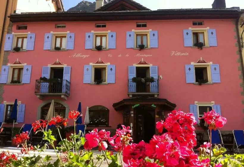ホテル Vittoria   Ca  De La Montagna