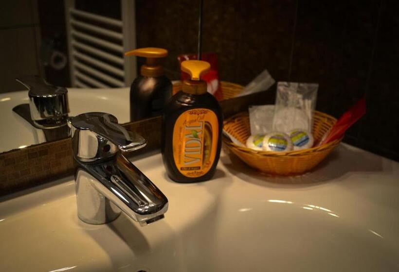 بنسيون Casa Bata