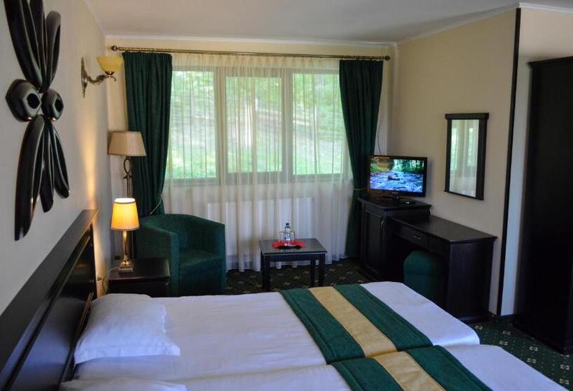 بنسيون Casa Bata