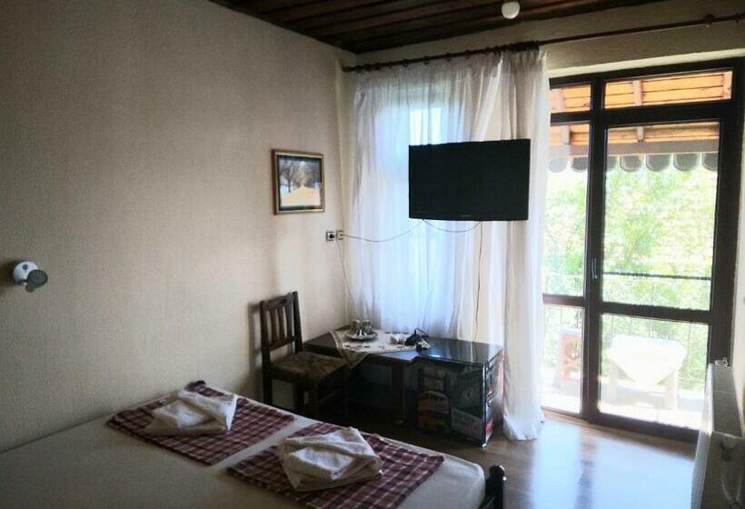 펜션 Guest House Popov