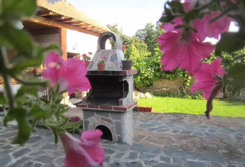 Majatalo Guest House Popov