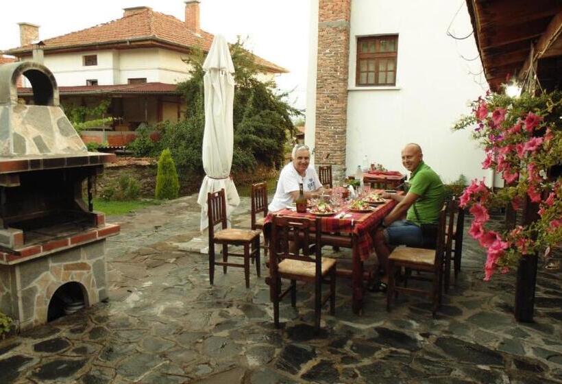 펜션 Guest House Popov