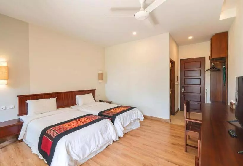 Lomakeskus Sabaidee Valley