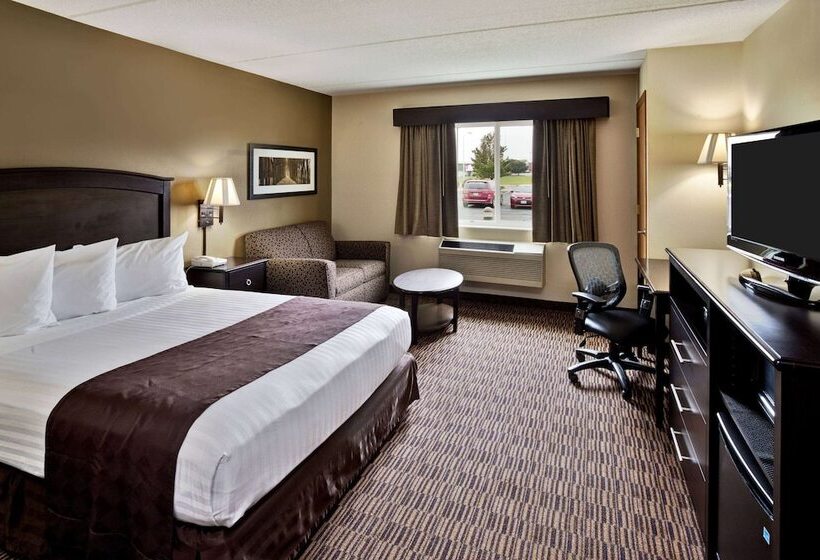 Отель Americinn By Wyndham Beaver Dam