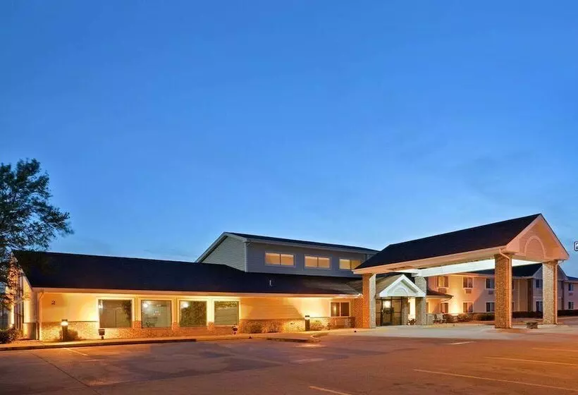 هتل Americinn By Wyndham Marshall