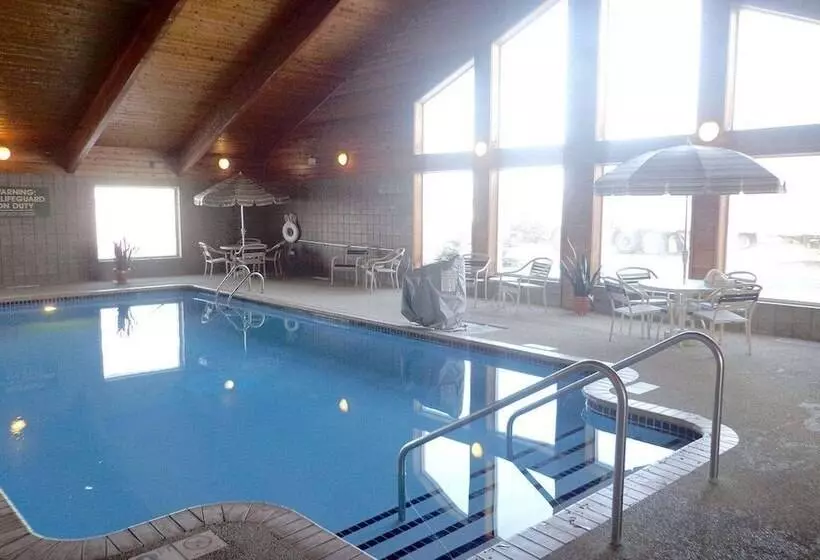 هتل Americinn By Wyndham Marshall