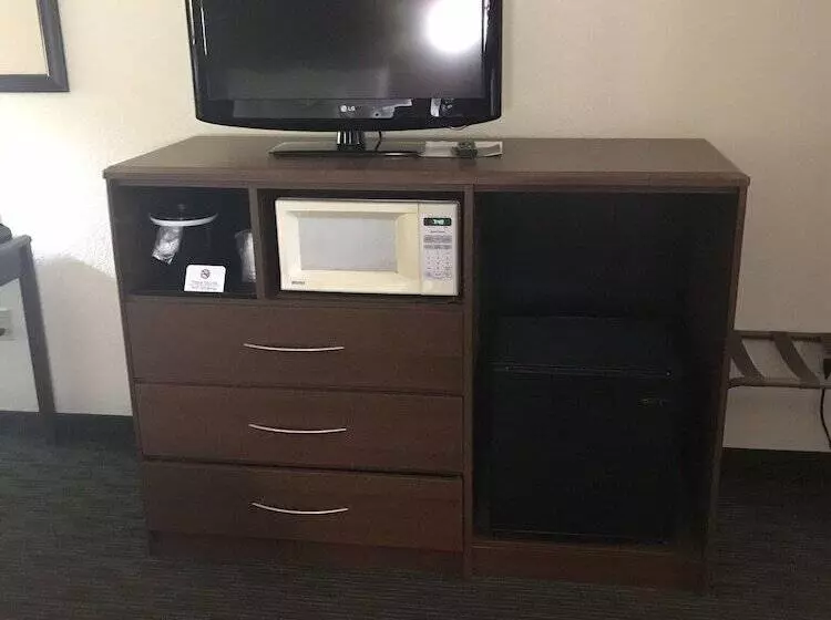 هتل Americinn By Wyndham Marshall