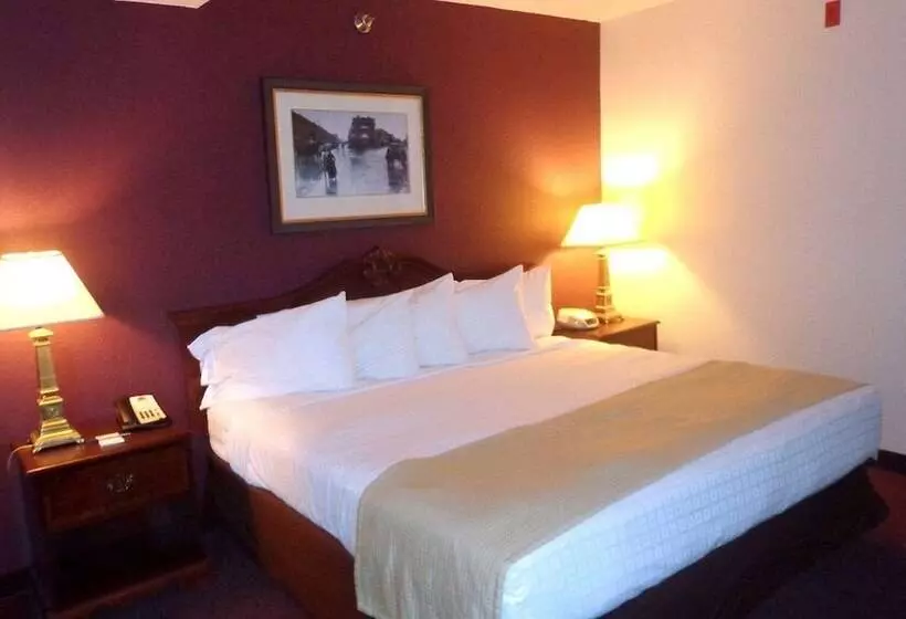 هتل Americinn By Wyndham Marshall