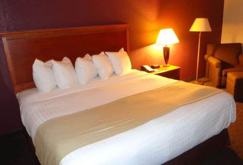 בית מלון כפרי Americinn By Wyndham Marshall