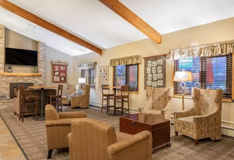 هتل Americinn By Wyndham Marshall