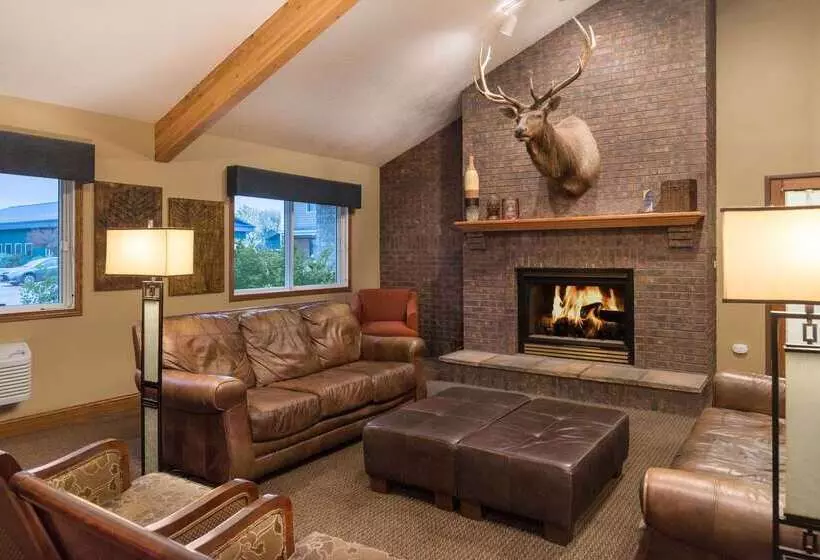 فندق Americinn By Wyndham Valley City  Conference Center