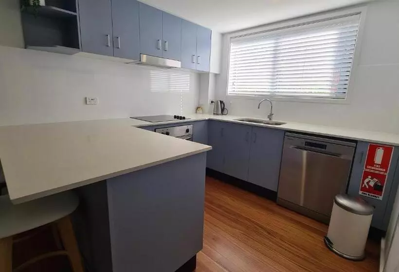 酒店 Stay At Raffertys Resort