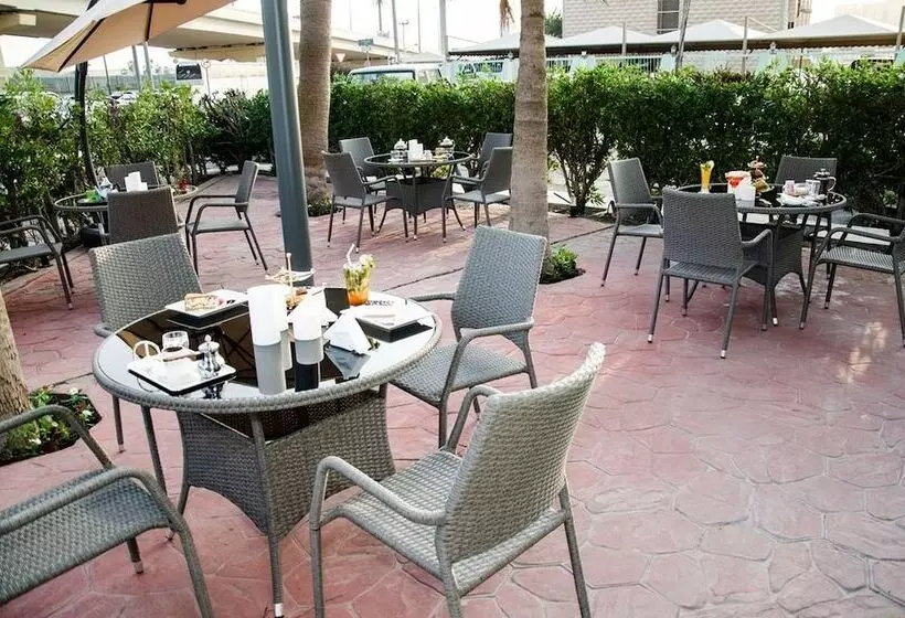 Отель Dammam Palace