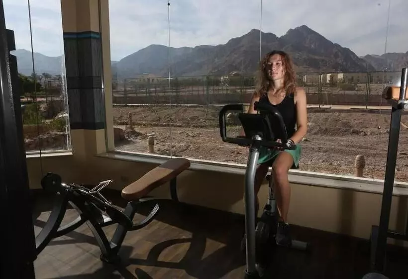 בית מלון כפרי Dessole Holiday Taba