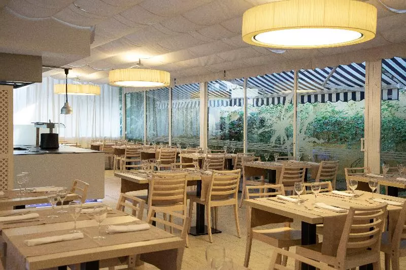 فندق Dwo Les Palmeres