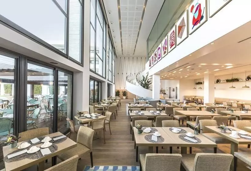 Отель Eurostars Sitges