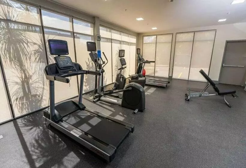 هتل Hampton By Hilton San Jose Airport