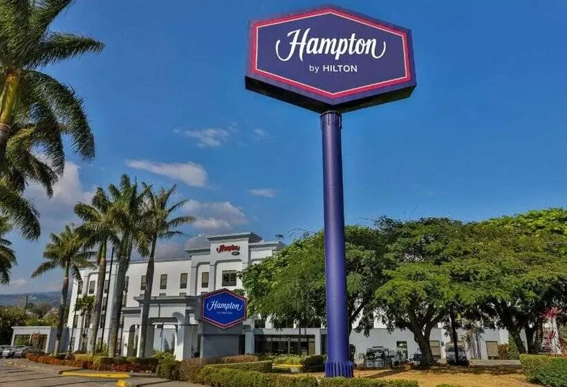 هتل Hampton By Hilton San Jose Airport